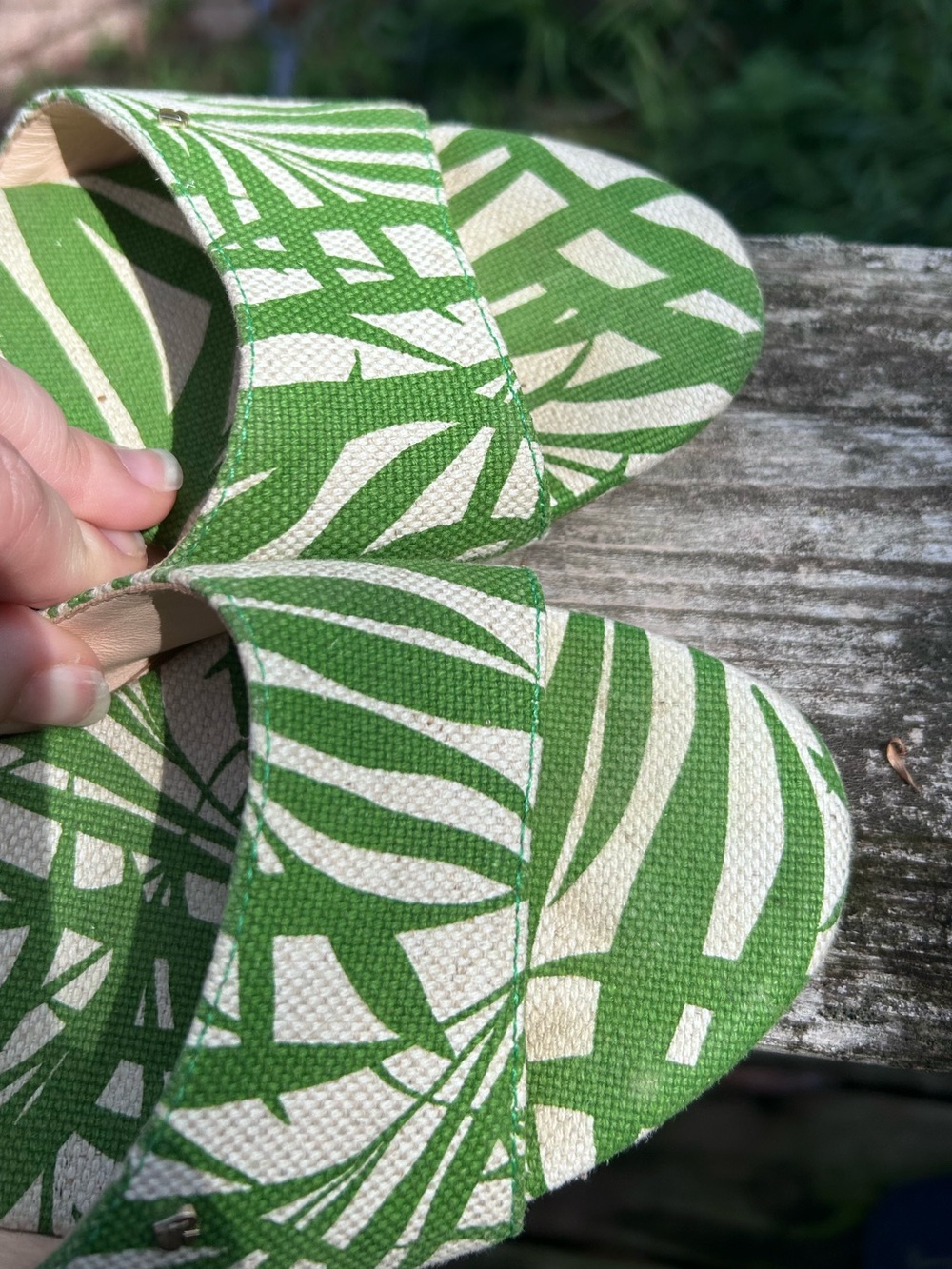 Kate Spade Meena Palm Green Canvas Bamboo Wedge Sandals Size 9 - Picture 5 of 17